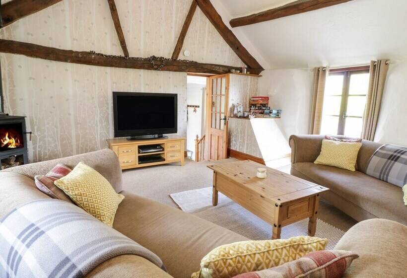 Cyffdy Cottage   Arenig