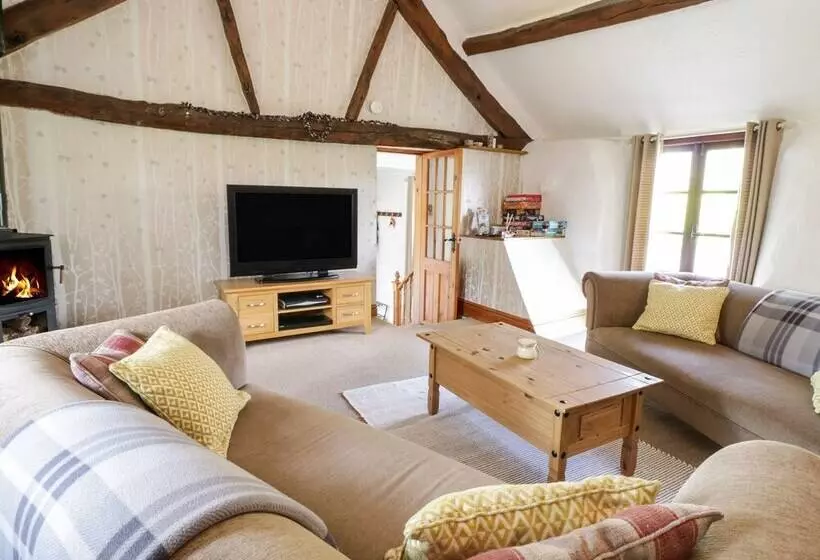 Cyffdy Cottage   Arenig