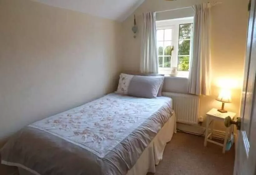 Jasmine Cottage