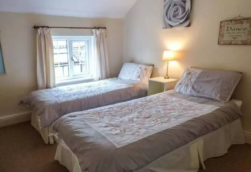 Jasmine Cottage