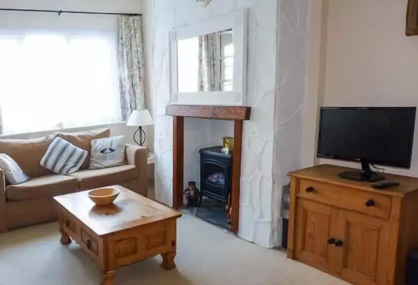 Sunshine Cottage