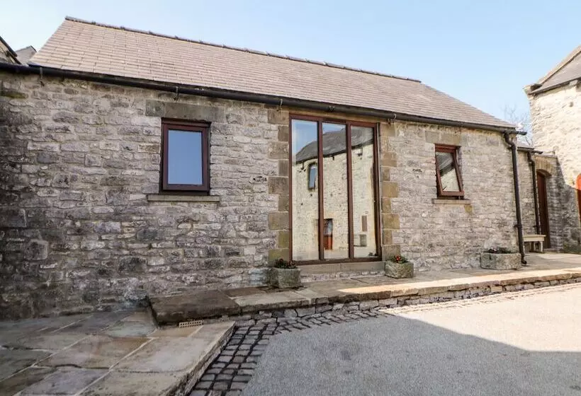 Swallow Barn