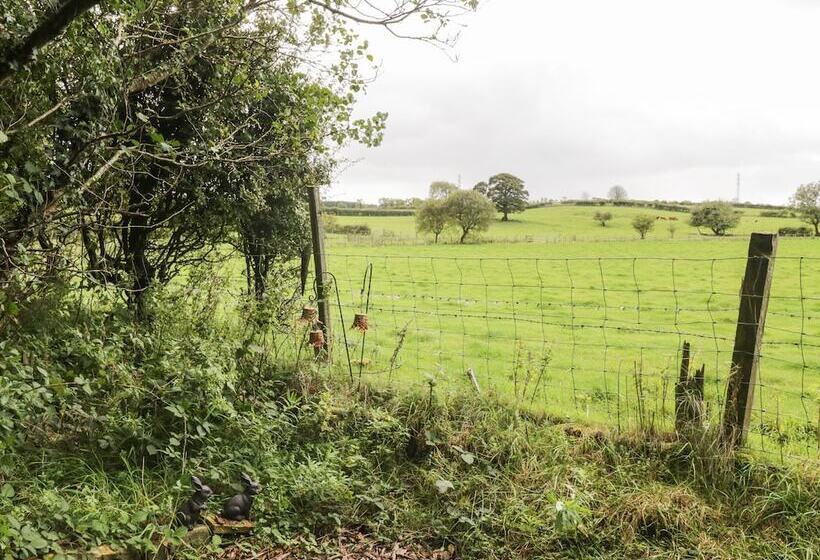 The Cottage At Graysondale Farm
