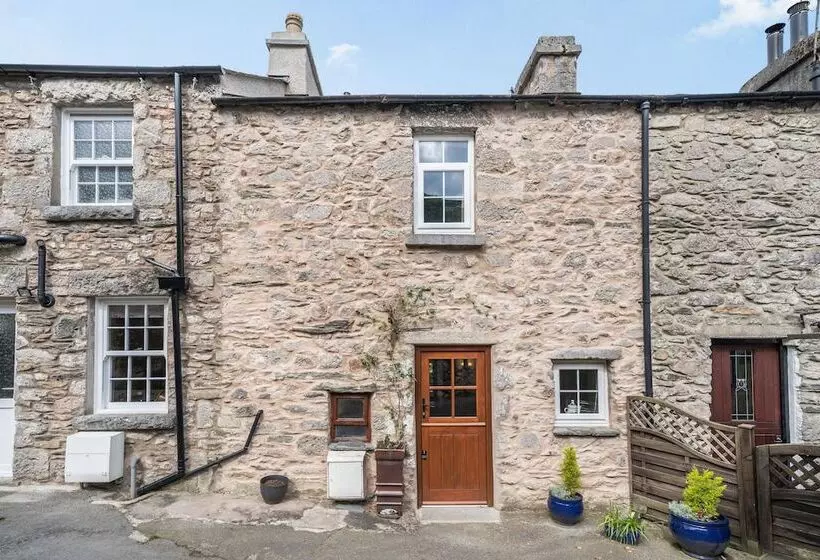 Cragg Cottage