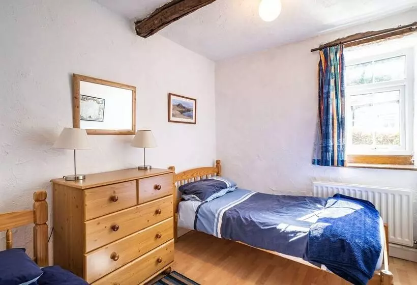 Cragg Cottage
