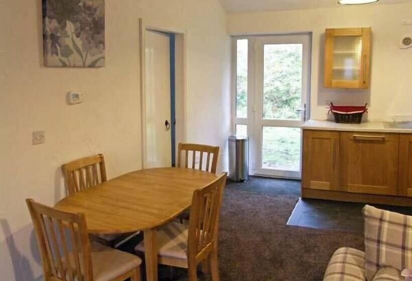 Hendre Aled Cottage 1