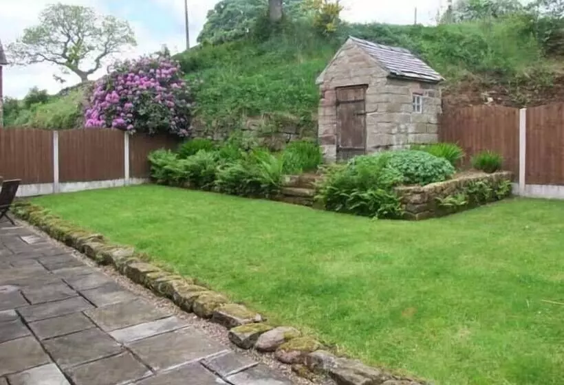 Horse Shoe Cottage