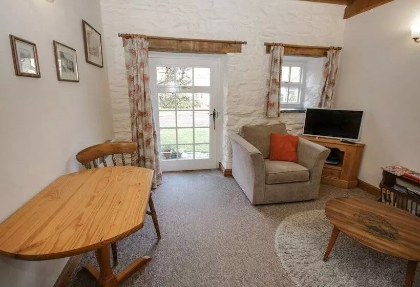 Royal Oak Farm Cottage