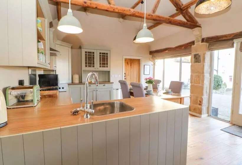 The Cartshed, Sedbury Park Farm