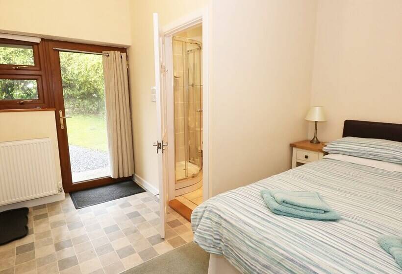 The Hideaway At The Barn