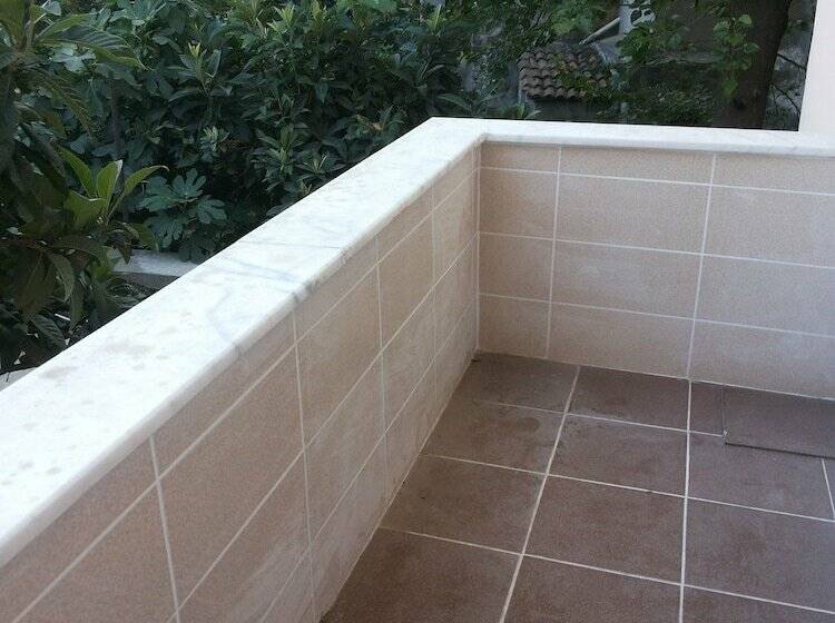 Adelante El Destino Adults Only Hostel