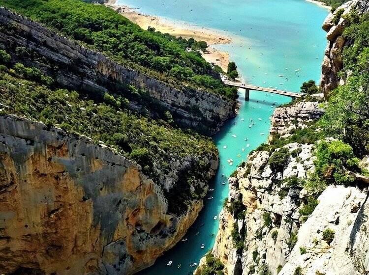 ベッドアンドブレックファースト La Farigoule