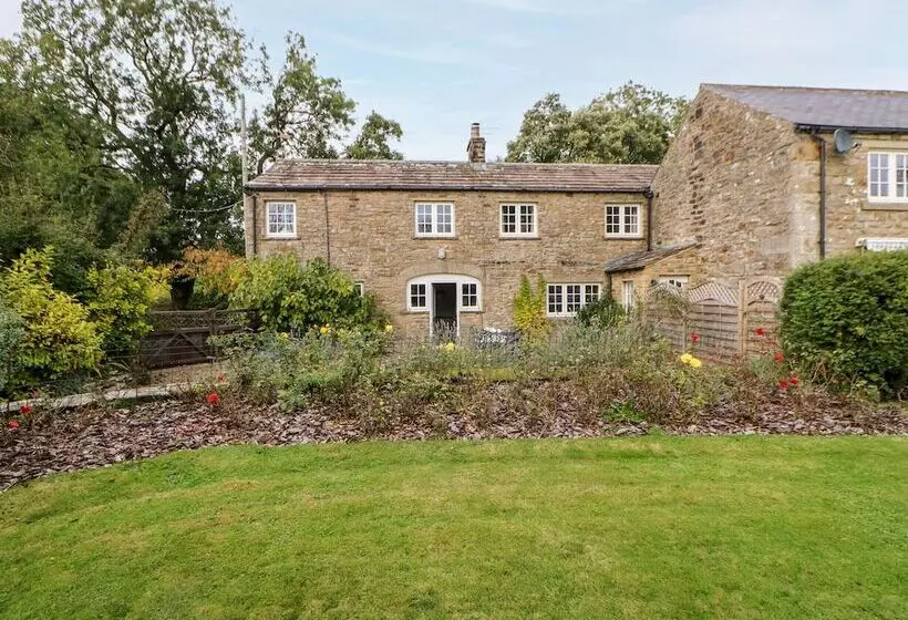 Coverdale Cottage