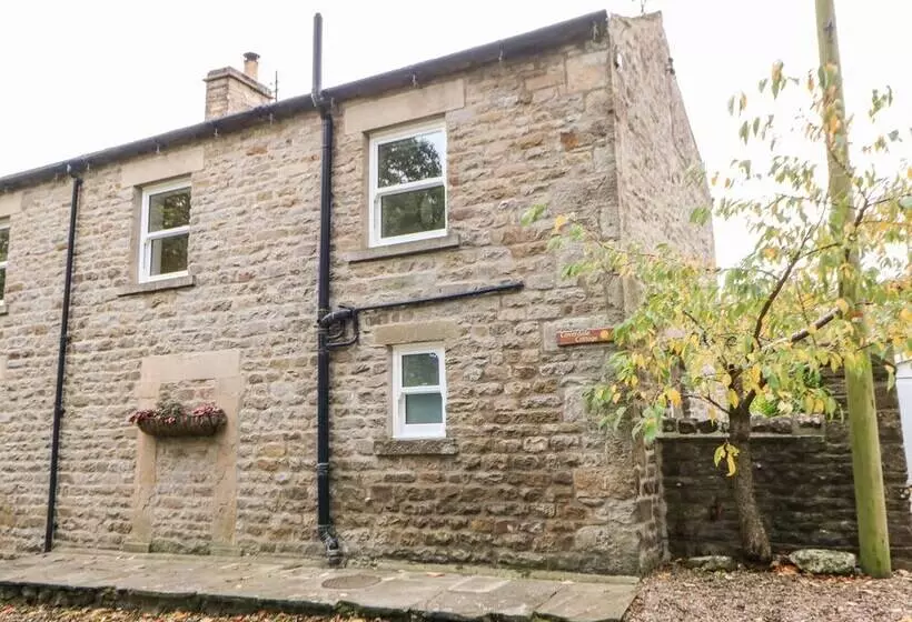 Coverdale Cottage