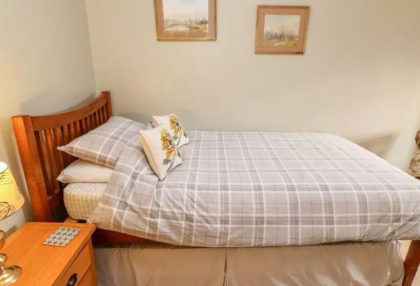 Coverdale Cottage