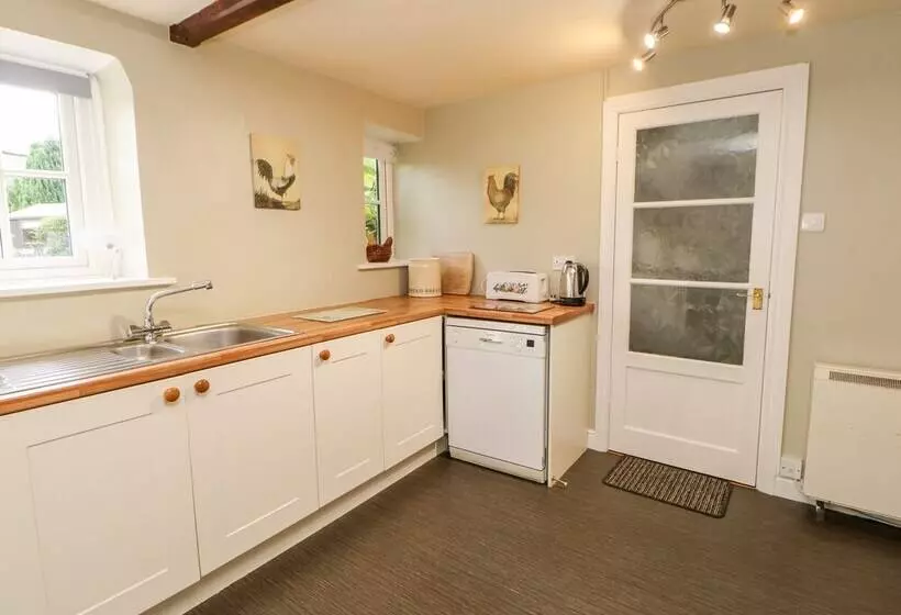 Coverdale Cottage