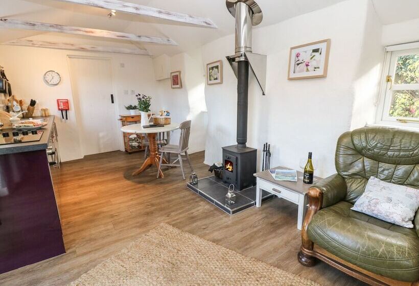 Five Elements Studio