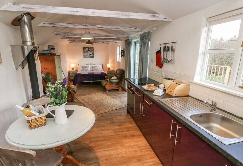 Five Elements Studio