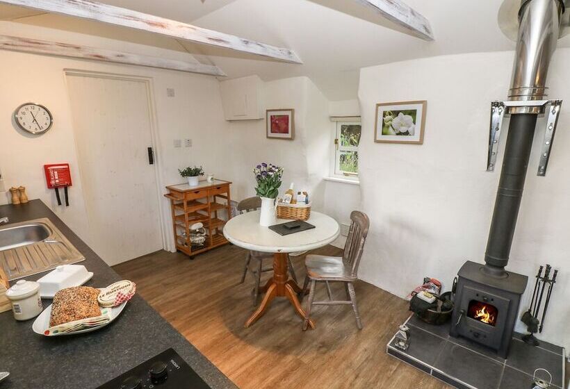 Five Elements Studio