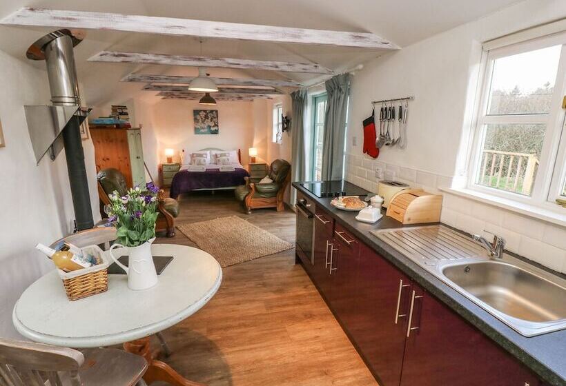 Five Elements Studio