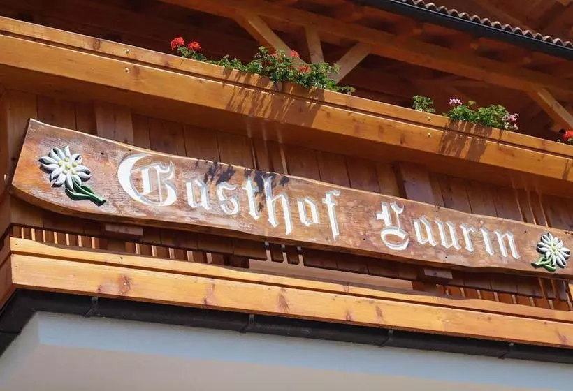簡易ホテル Gasthof Laurin
