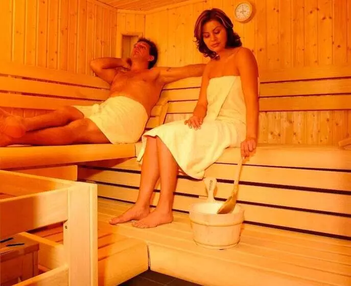 簡易ホテル Gasthof Laurin