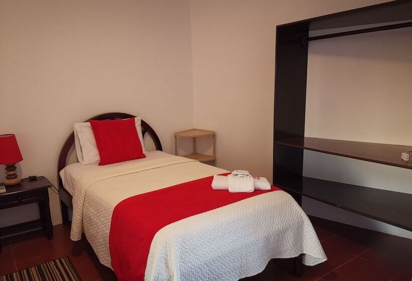 فندق فئة نجمة واحدة Isla Del Descanso