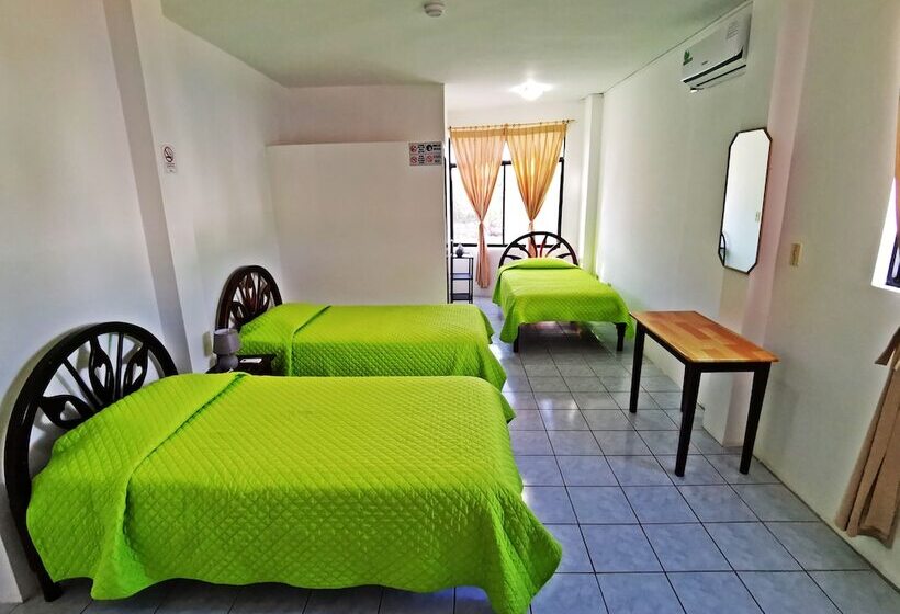 فندق فئة نجمة واحدة Isla Del Descanso