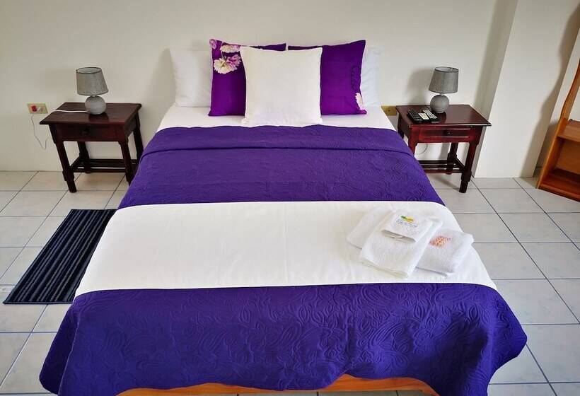 فندق فئة نجمة واحدة Isla Del Descanso