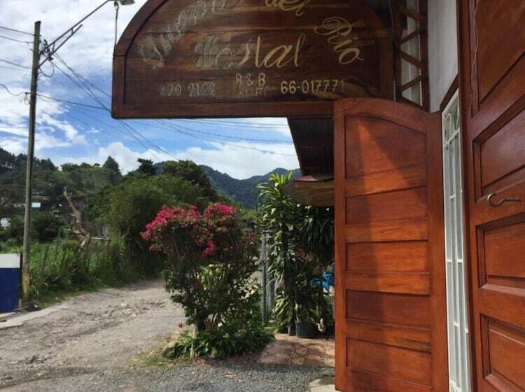 Hostal Sueños Del Río