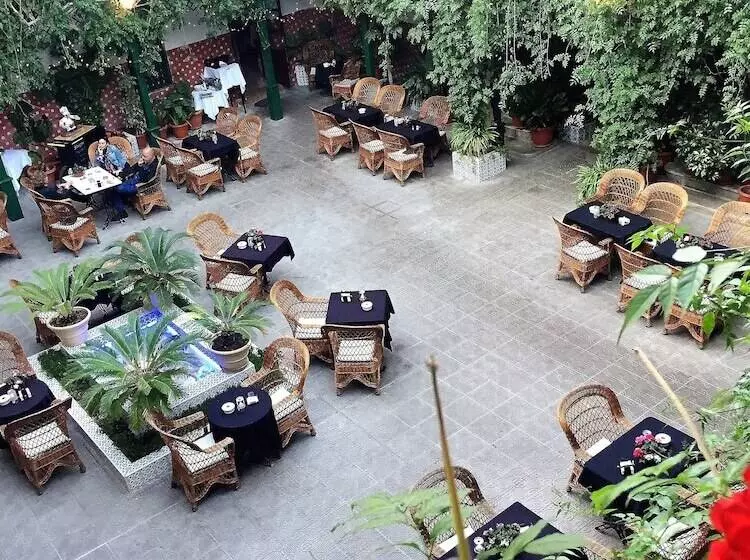 ホテル Balneario La Encarnación