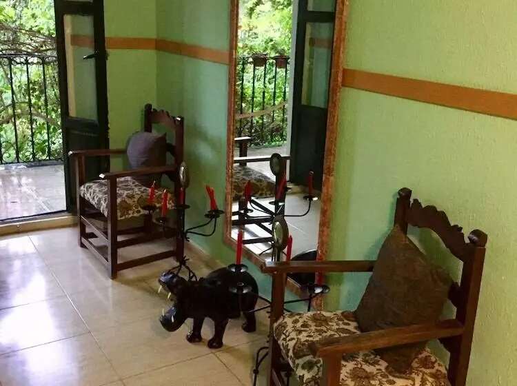 ホテル Balneario La Encarnación