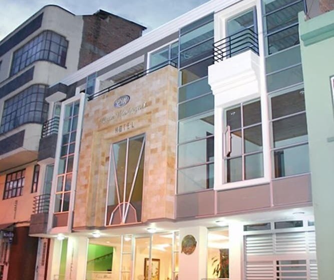 هتل Casa Madrigal