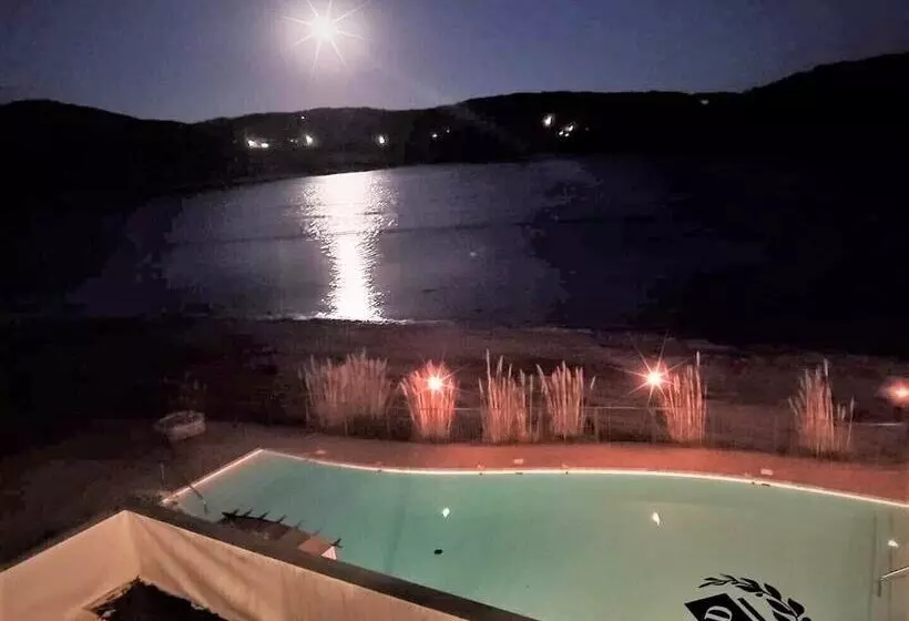 Hotelli D Monaco Luxury Resort