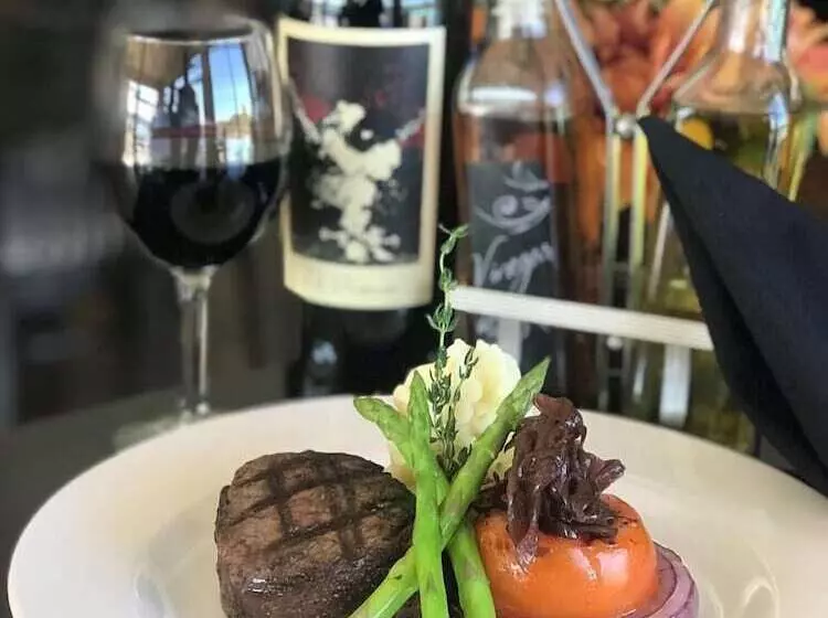 Hotelli D Monaco Luxury Resort