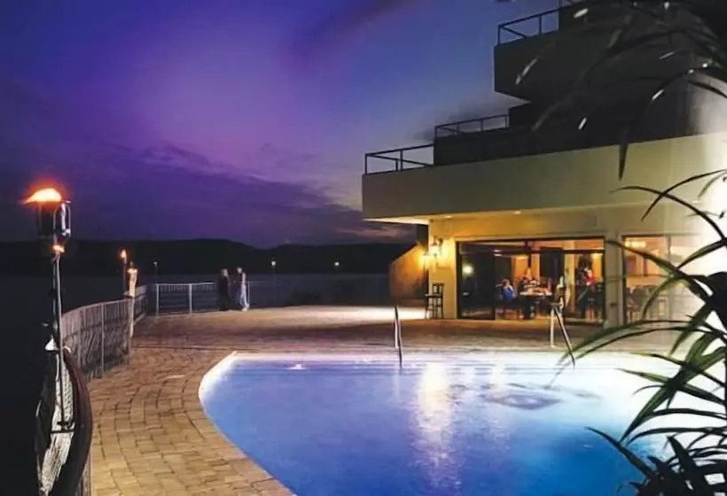 Hotelli D Monaco Luxury Resort