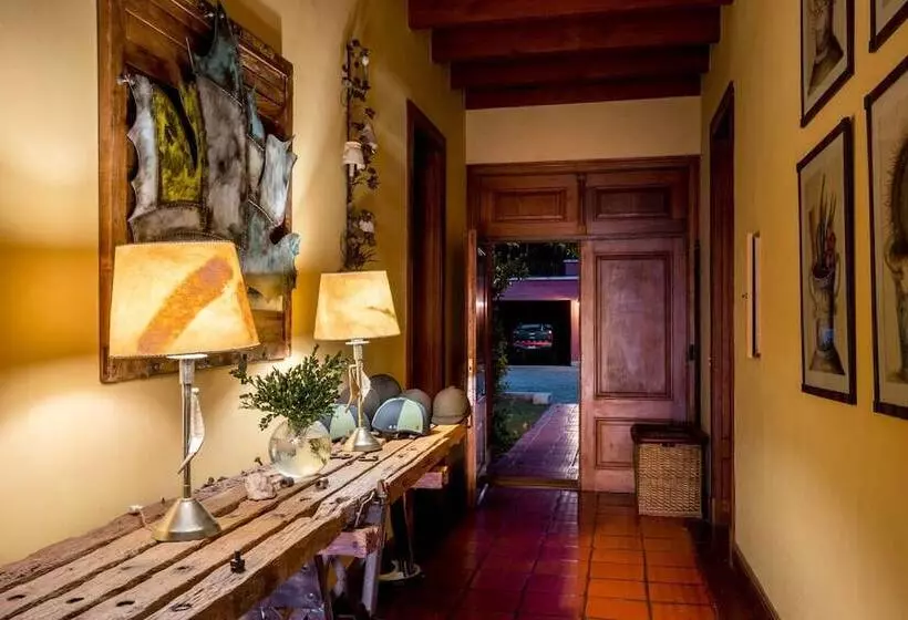 Hotelli Estancia La Bandada