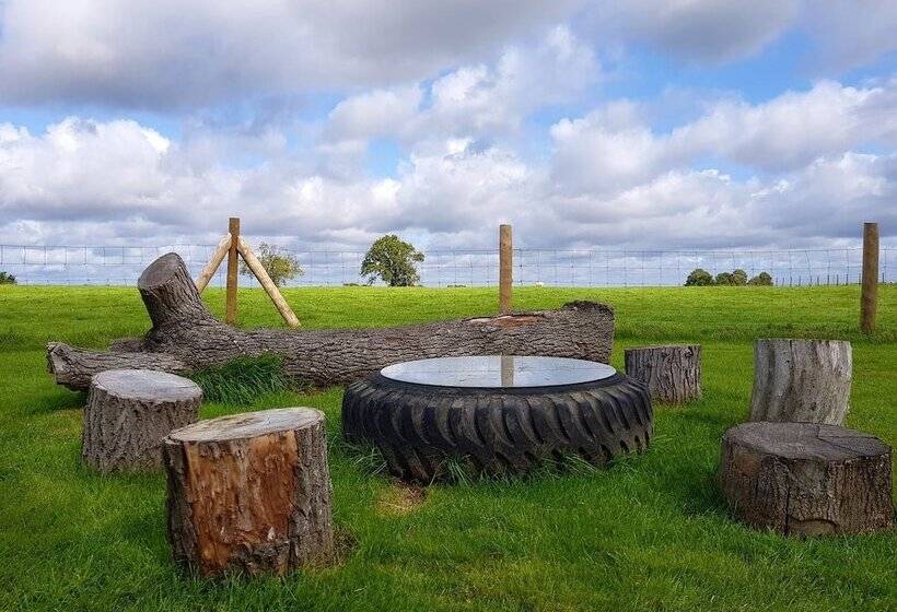 هتل Glamping Thorpe