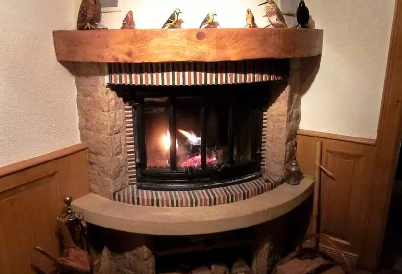 ホテル Logis Hôtel Les Bruyères