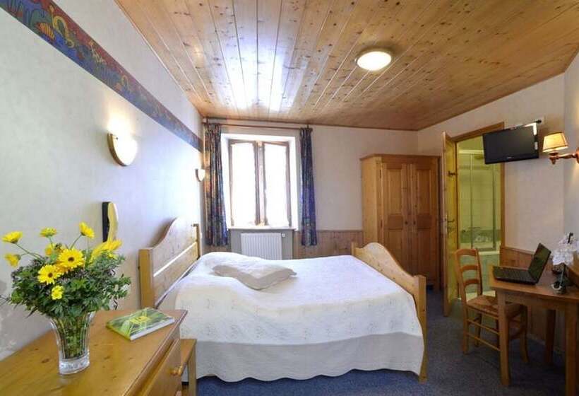 فندق Logis Hôtel Les Bruyères