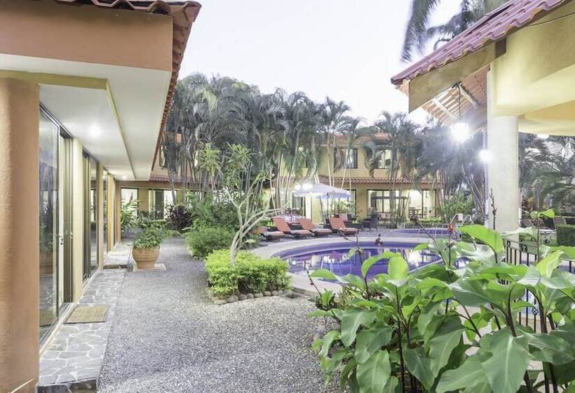 هتل Luxury Coco Villas