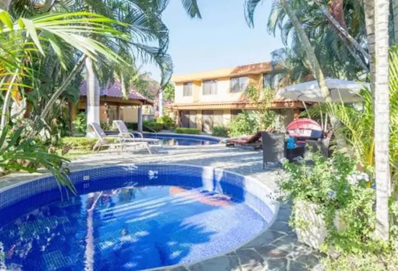 ホテル Luxury Coco Villas