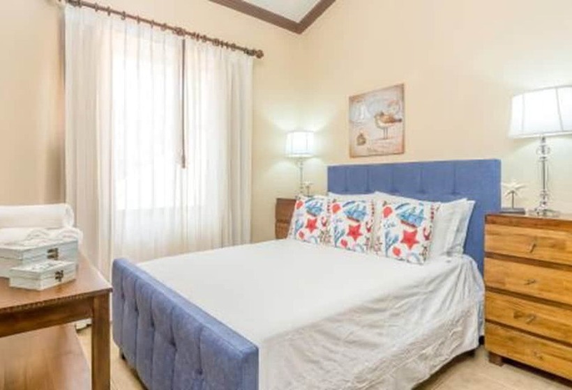 هتل Luxury Coco Villas