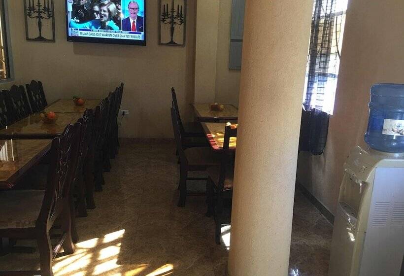 هتل Millenium Manor