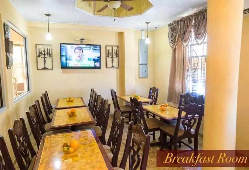 Hotel Millenium Manor