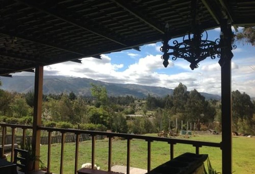 田舎風ホテル Bella Vista Pujili