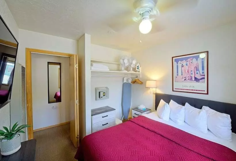 Hotelli Thunderbird Lodge