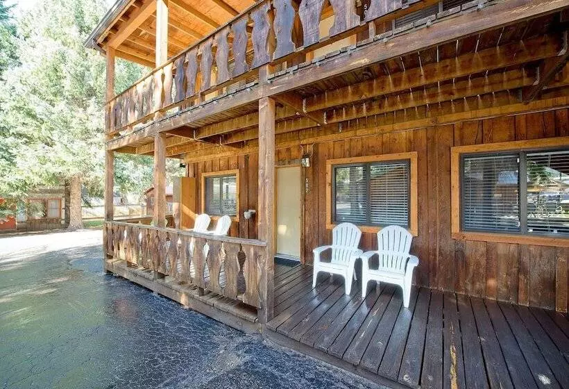 Hotelli Thunderbird Lodge