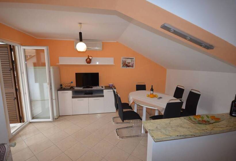 בית מלון כפרי Villa Castello