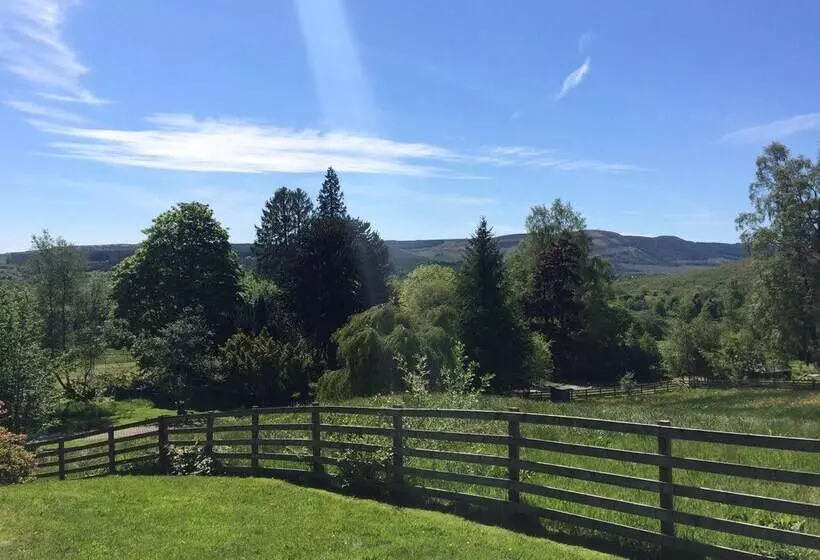 Leny Estate